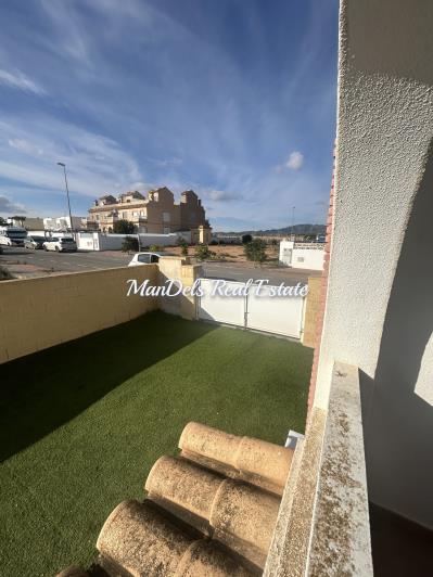 Image No.18-2 Bed Semi-Detached for sale