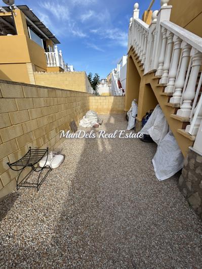 Image No.33-2 Bed Villa / Detached for sale