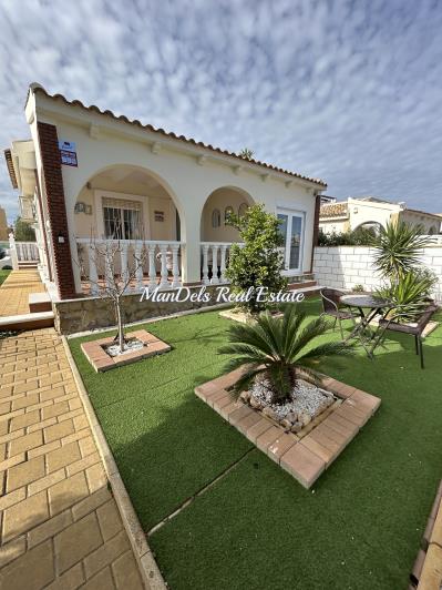 Image No.10-2 Bed Villa / Detached for sale