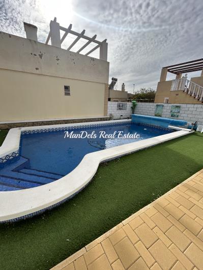 Image No.5-2 Bed Villa / Detached for sale