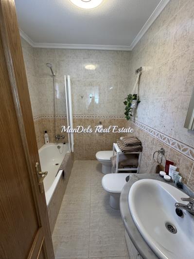 Image No.39-2 Bed Villa / Detached for sale