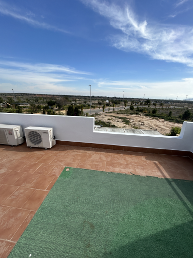 Image No.50-4 Bed Semi-Detached for sale