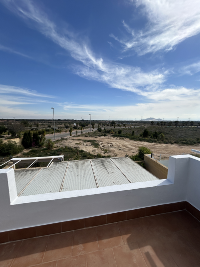 Image No.52-4 Bed Semi-Detached for sale