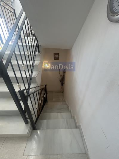 Image No.31-4 Bed Semi-Detached for sale