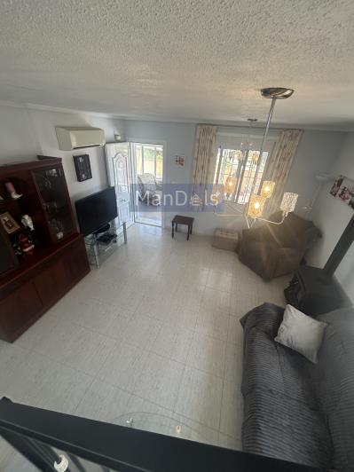 Image No.18-4 Bed Semi-Detached for sale