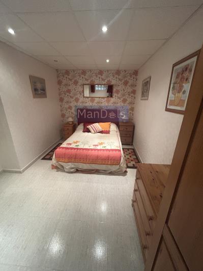 Image No.42-4 Bed Semi-Detached for sale