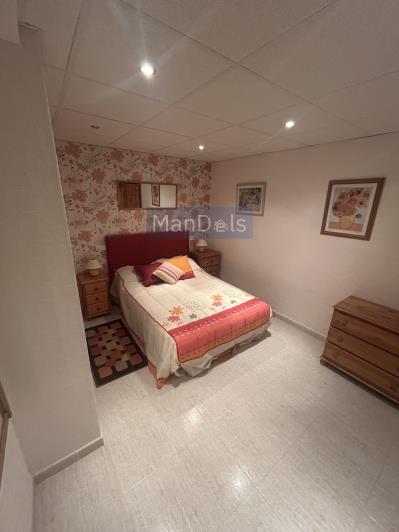 Image No.43-4 Bed Semi-Detached for sale