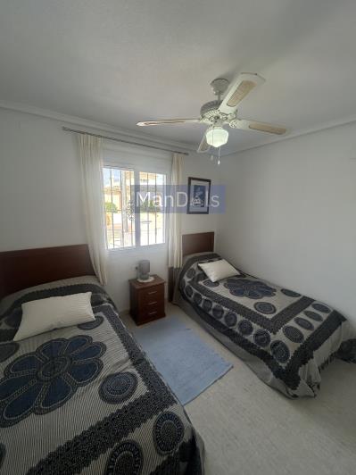 Image No.25-4 Bed Semi-Detached for sale