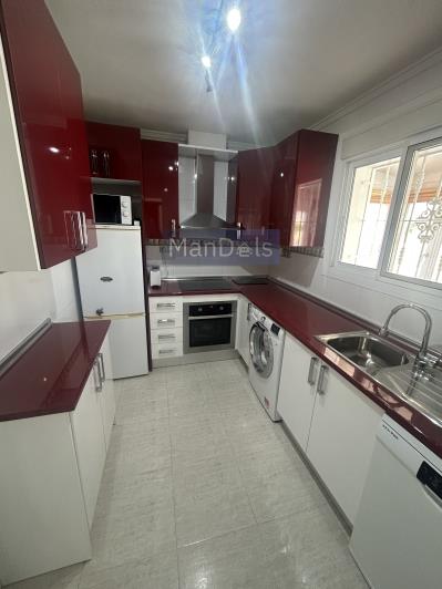 Image No.10-4 Bed Semi-Detached for sale