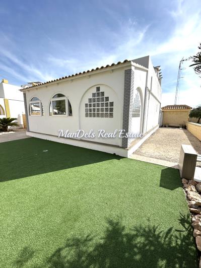 Image No.4-2 Bed Villa / Detached for sale