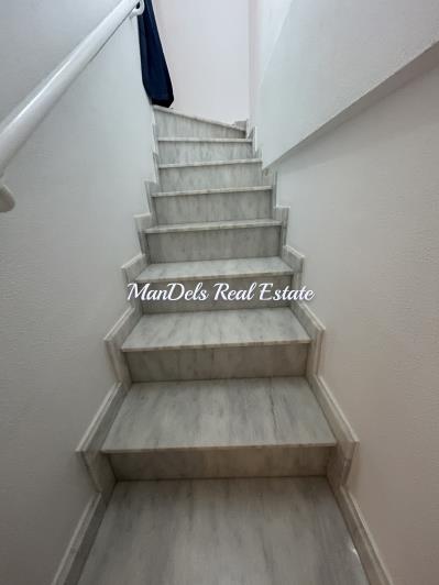 Image No.14-3 Bed Townhouse for sale