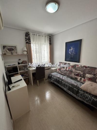 Image No.15-3 Bed Townhouse for sale