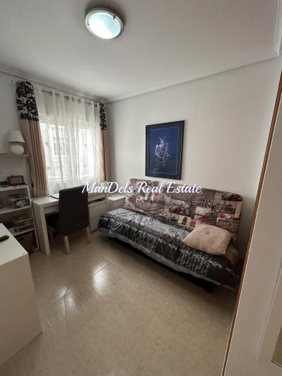 Image No.16-3 Bed Townhouse for sale