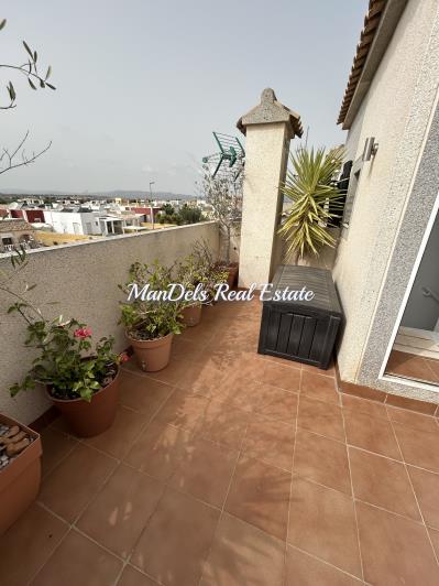 Image No.31-3 Bed Townhouse for sale