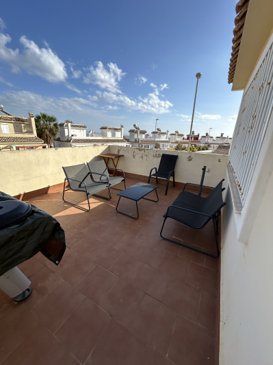 Image No.51-6 Bed Semi-Detached for sale