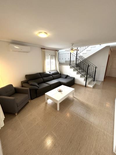 Image No.26-6 Bed Semi-Detached for sale