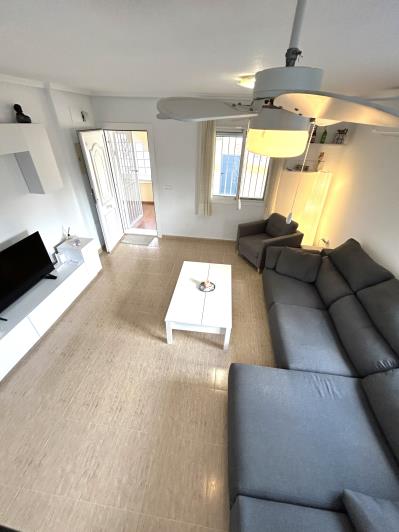 Image No.29-6 Bed Semi-Detached for sale