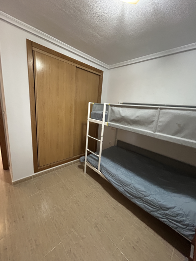 Image No.32-6 Bed Semi-Detached for sale