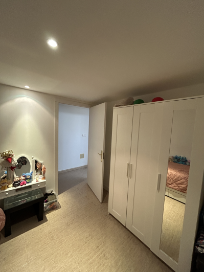 Image No.38-6 Bed Semi-Detached for sale