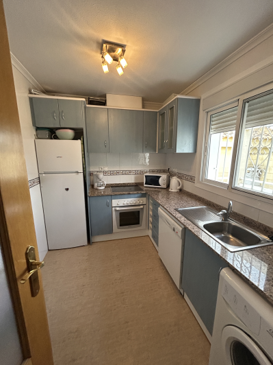 Image No.35-6 Bed Semi-Detached for sale