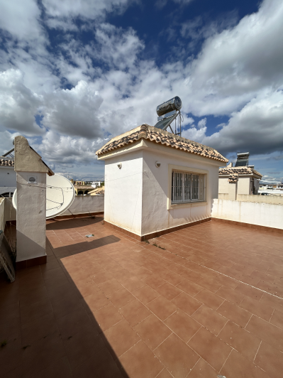 Image No.42-4 Bed Semi-Detached for sale