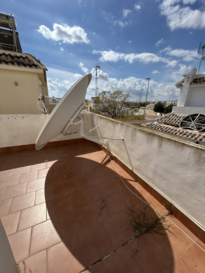 Image No.25-4 Bed Semi-Detached for sale