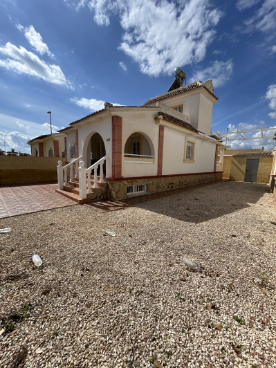 Image No.4-4 Bed Semi-Detached for sale