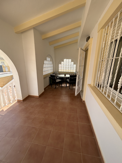 Image No.16-4 Bed Semi-Detached for sale