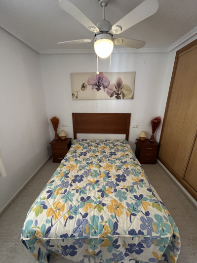 Image No.22-4 Bed Semi-Detached for sale