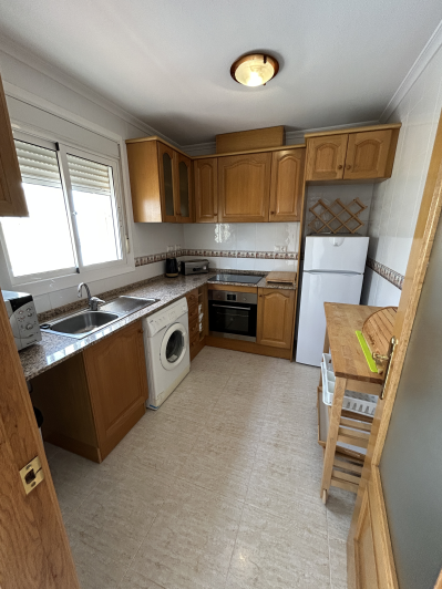 Image No.20-4 Bed Semi-Detached for sale