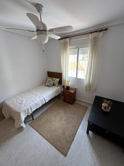 Image No.24-4 Bed Semi-Detached for sale