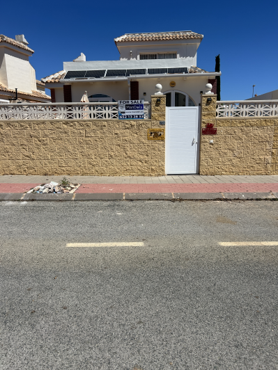 Image No.3-4 Bed Villa / Detached for sale