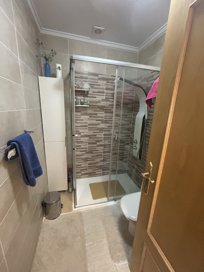 Image No.29-4 Bed Villa / Detached for sale