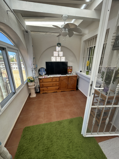 Image No.18-4 Bed Villa / Detached for sale