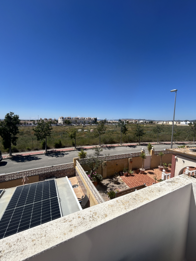 Image No.48-4 Bed Villa / Detached for sale