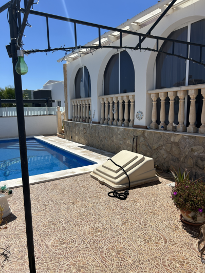 Image No.4-3 Bed Villa / Detached for sale