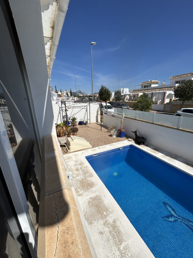 Image No.5-3 Bed Villa / Detached for sale