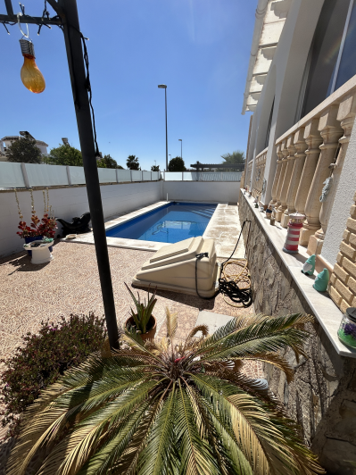 Image No.11-3 Bed Villa / Detached for sale