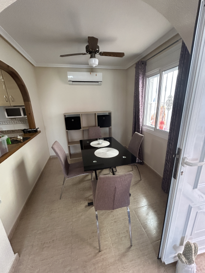 Image No.18-3 Bed Villa / Detached for sale