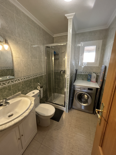 Image No.27-3 Bed Villa / Detached for sale