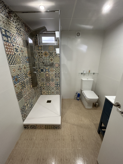 Image No.42-3 Bed Villa / Detached for sale