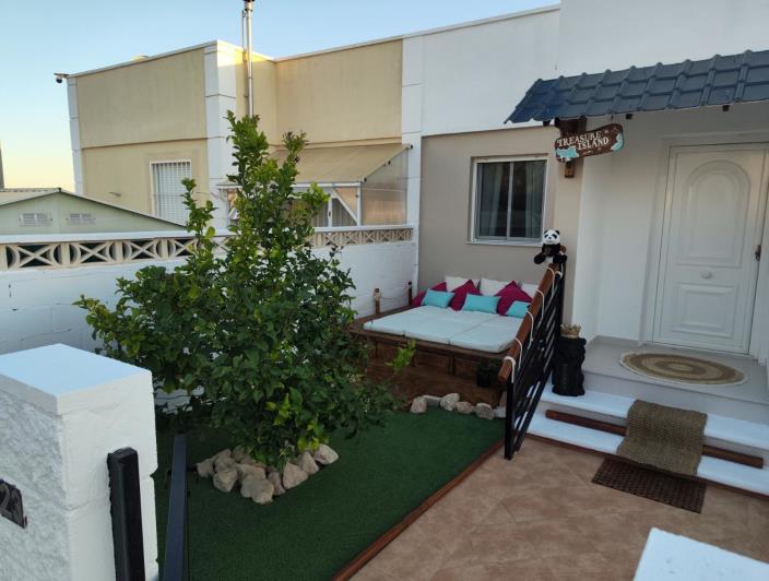 Image No.3-2 Bed Semi-Detached for sale