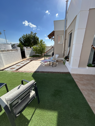 Image No.11-2 Bed Semi-Detached for sale