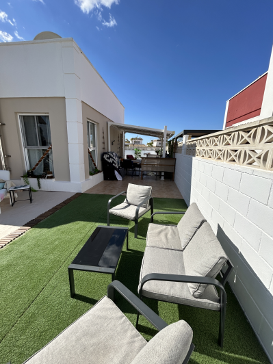 Image No.18-2 Bed Semi-Detached for sale