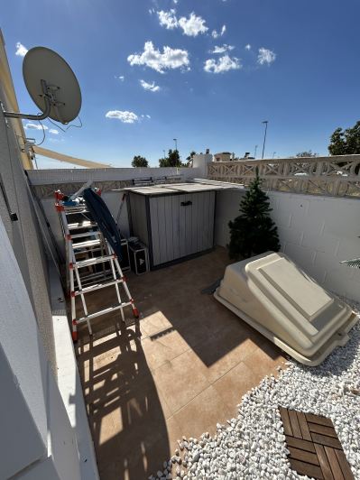 Image No.22-2 Bed Semi-Detached for sale