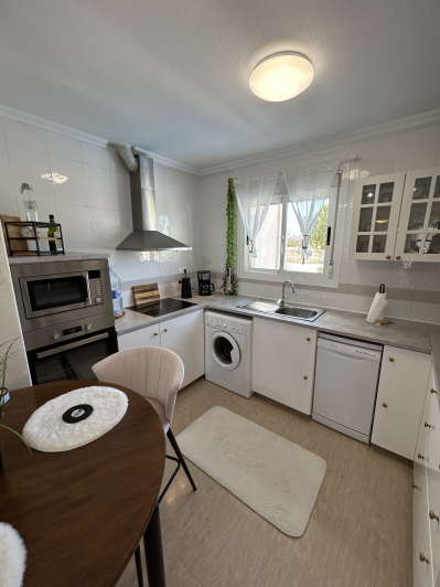 Image No.38-2 Bed Semi-Detached for sale
