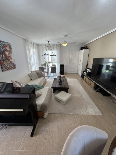 Image No.49-2 Bed Semi-Detached for sale