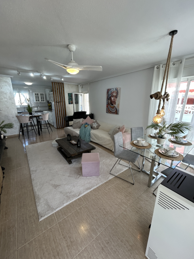 Image No.50-2 Bed Semi-Detached for sale