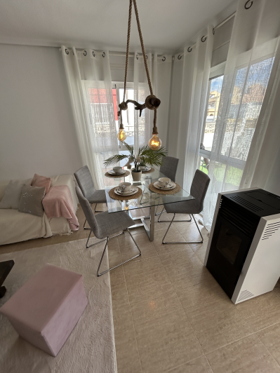 Image No.51-2 Bed Semi-Detached for sale