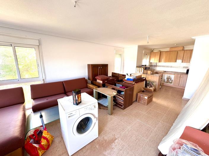 Image No.11-1 Bed Semi-Detached for sale